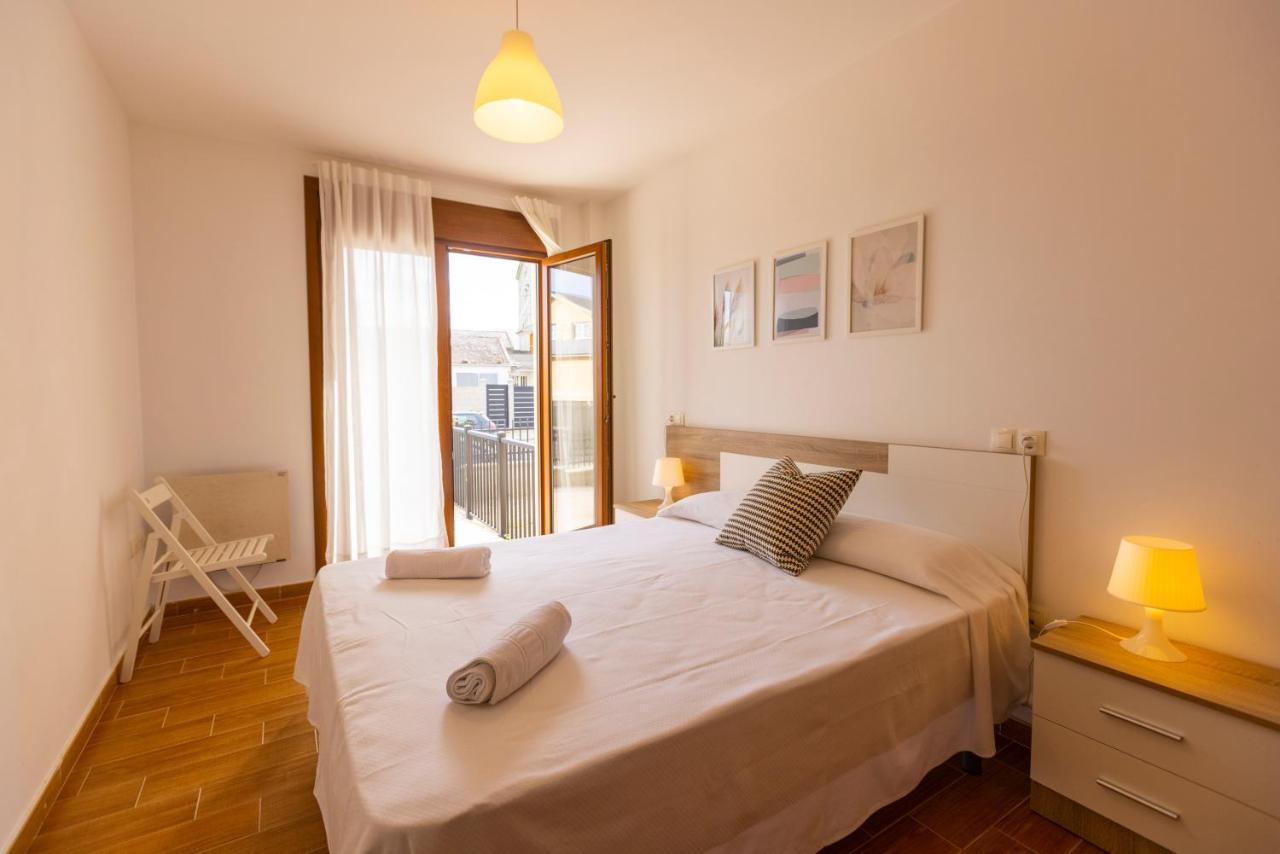 Apartagal-Playa De Llas, Foz Exterior photo